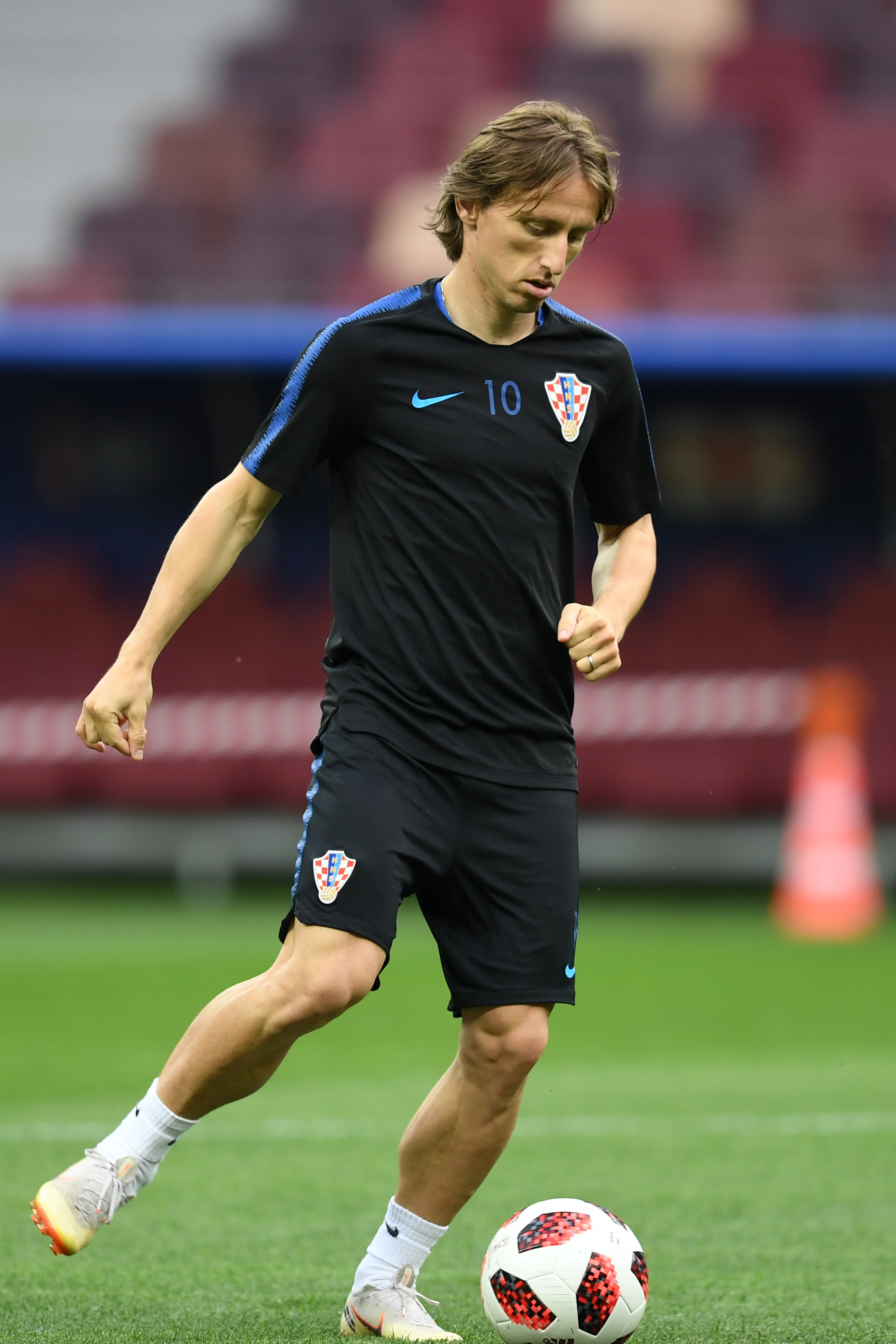 Luka Modric備戰4強賽。（AFP授權）