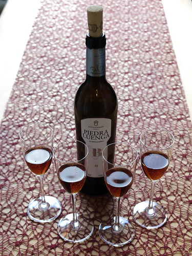 Sherry Piedra Luenga (vom Weingut Bodegas Robles in Andalusien) zur Begrüßung