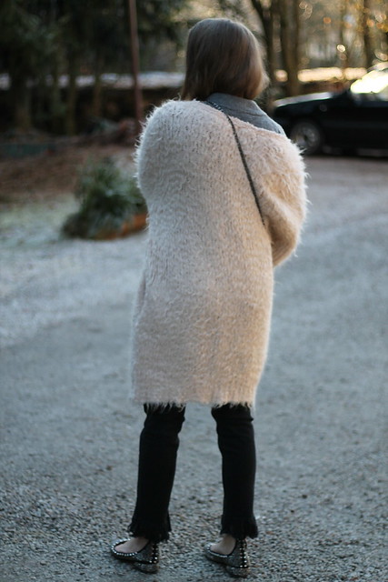 cozy-outfit-whole-look-back-wiebkembg