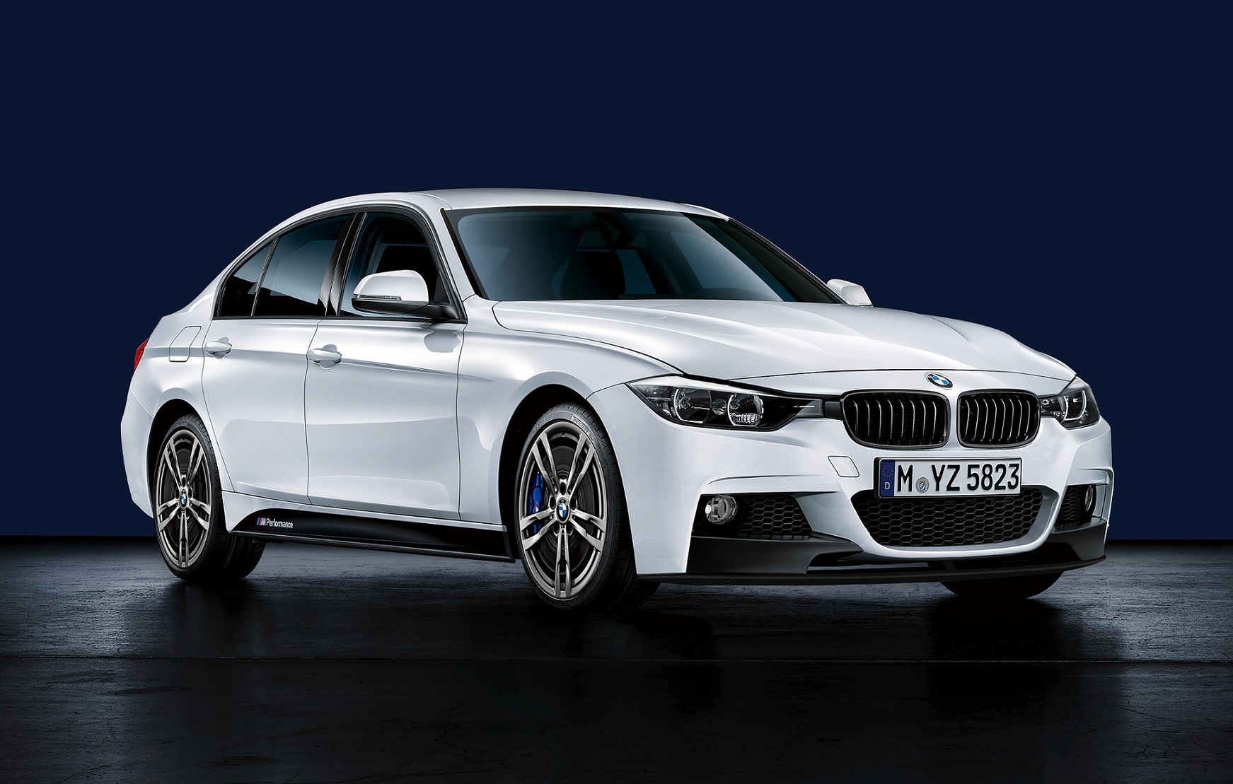 [新聞照片] 全新BMW 330i M Performance限量版