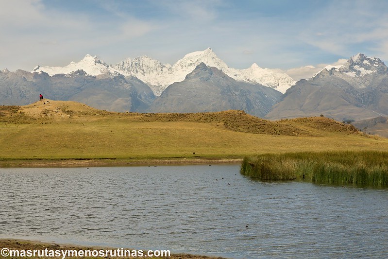 Huaraz. Laguna Wilcacocha. La vida andina en las montañas - Por el norte de PERÚ. De los glaciares a la selva (15)