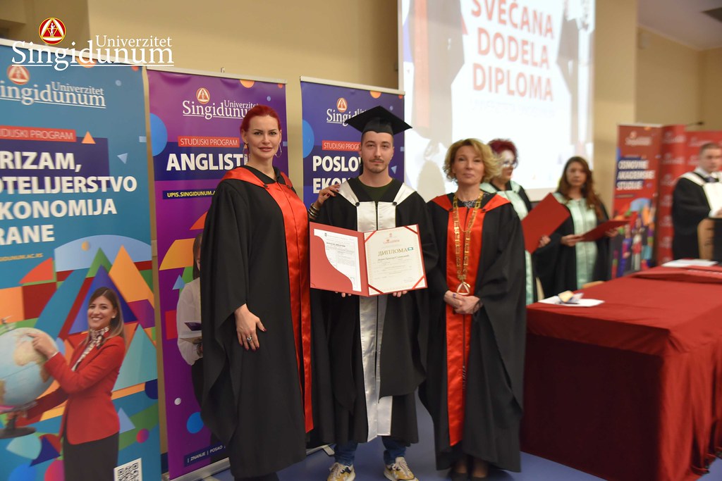 Svečama dodela diploma - Master i doktorkse - amfiteatri - 201
