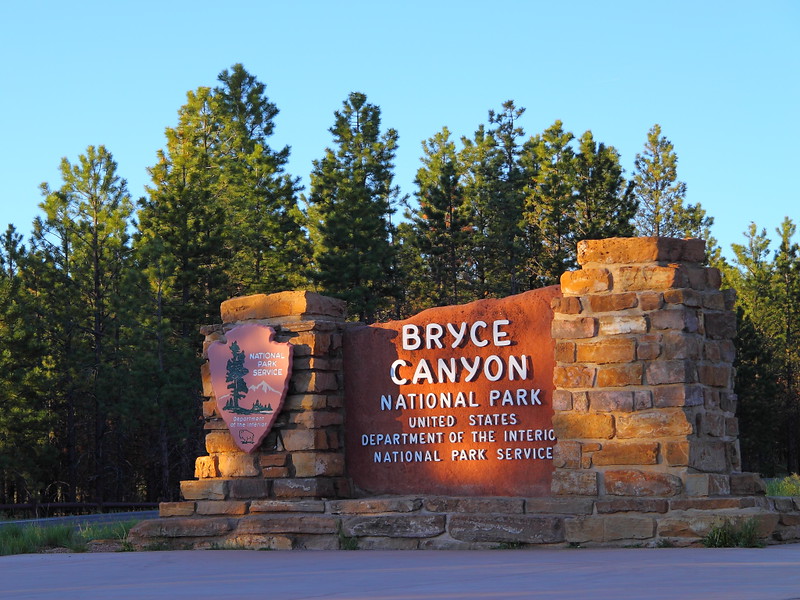 IMG_3075 Entrance Sign, Bryce Canyon National Park
