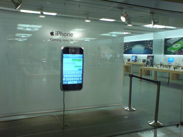 Apple Store Brea Mall