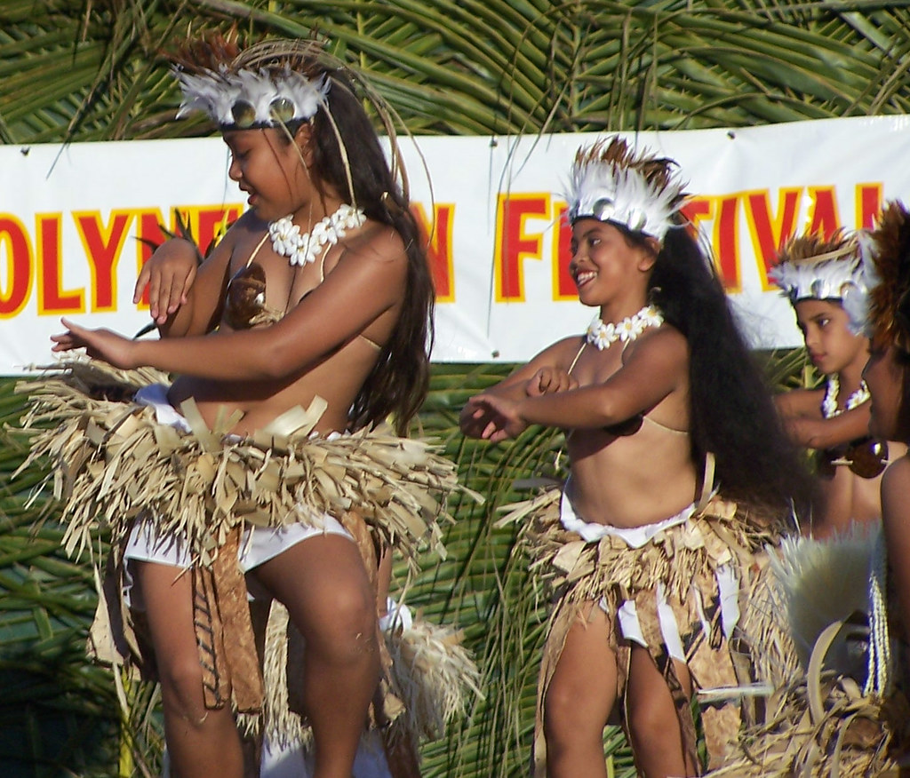 Tahitian Group 56