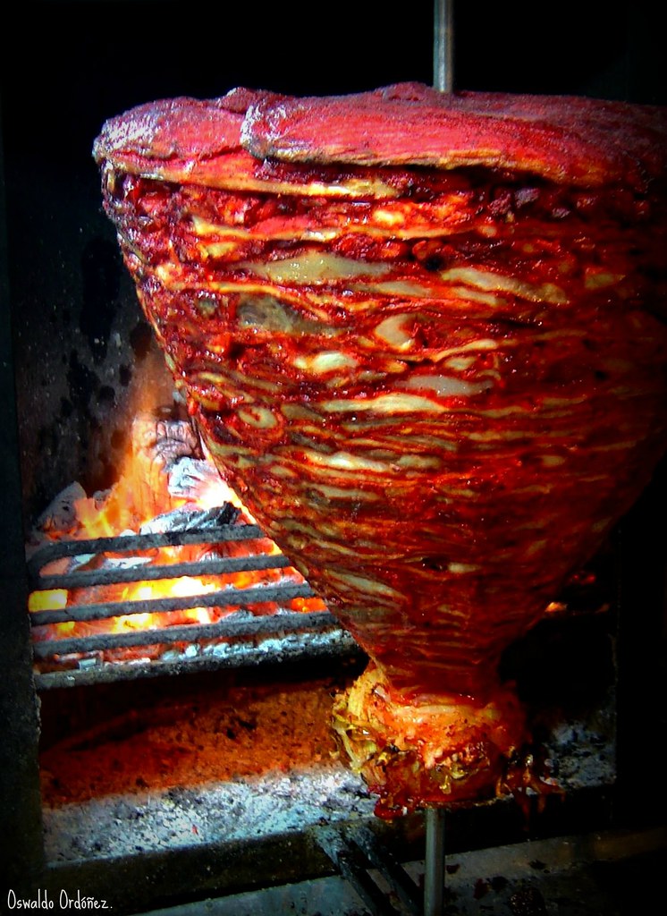 Tacos de trompo. | © Photo By Oswaldo Ordóñez. All rights re… | Oswaldo