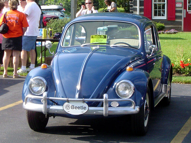 Blue Punch Buggy | Vintage slug bug at the cruise-in. | Jenn | Flickr
