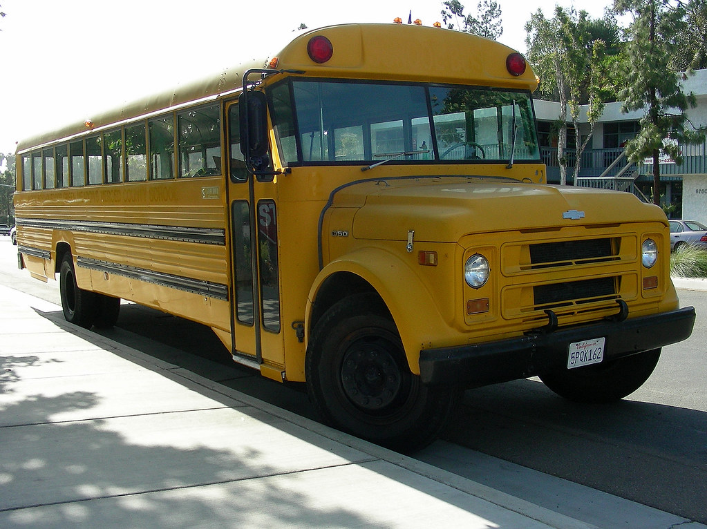 Superior School Bus | Late 1960s/early 1970s Superior Coach … | Flickr