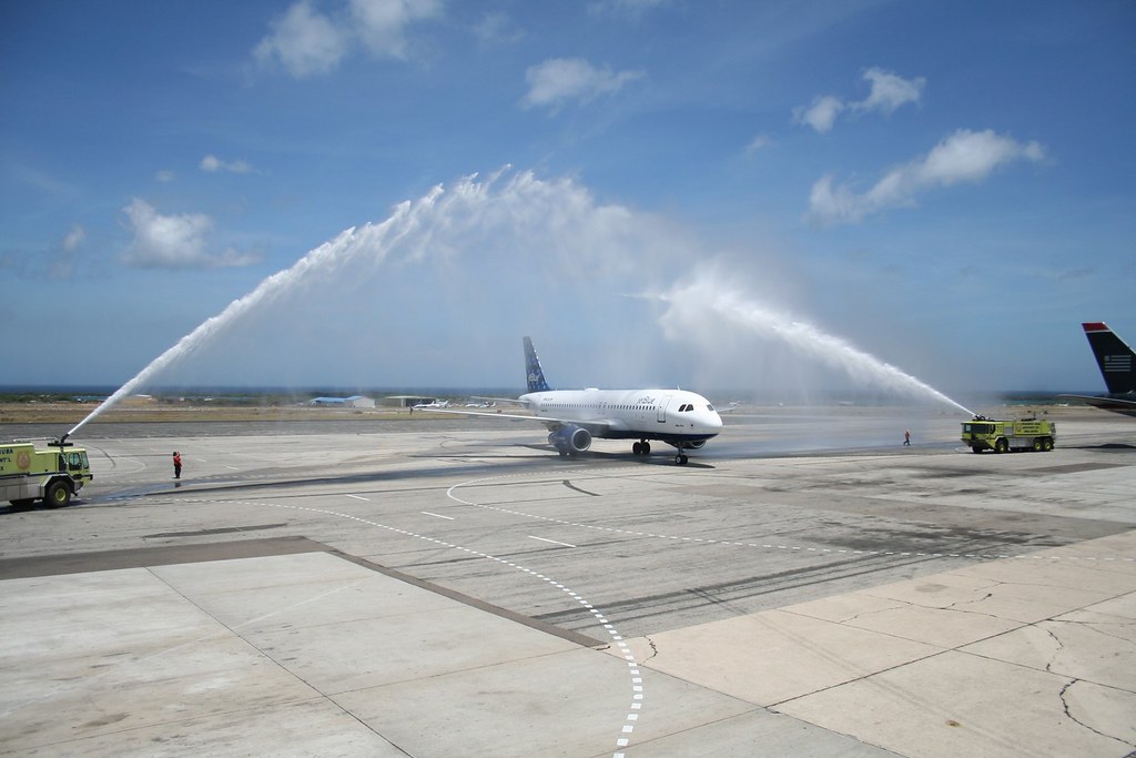 JetBlue's first Boston to Aruba flight touches down! | Flickr