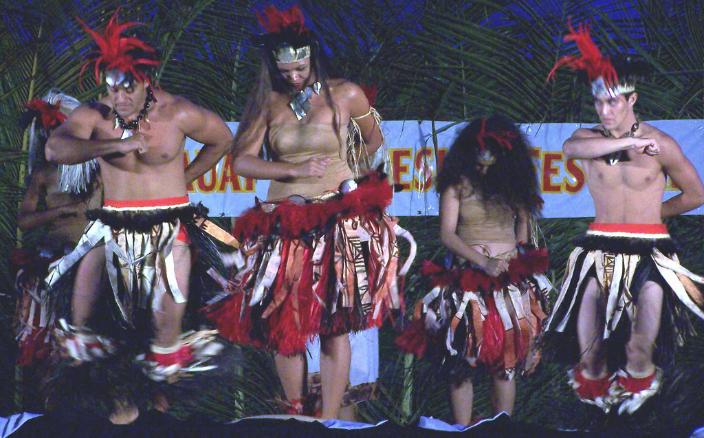 Tahitian Group 53
