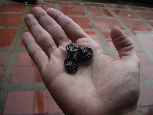 Enormous Raisins