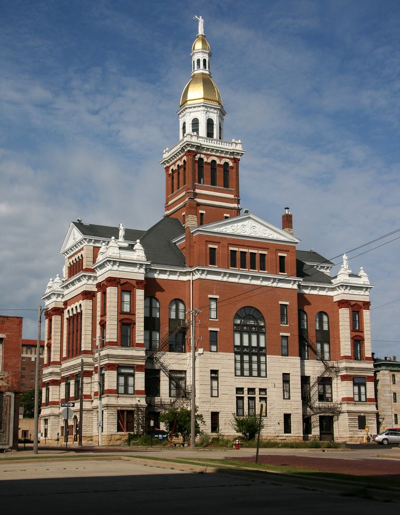 City Hall Dubuque, IA City Hall building Dubuque, Iowa Flickr