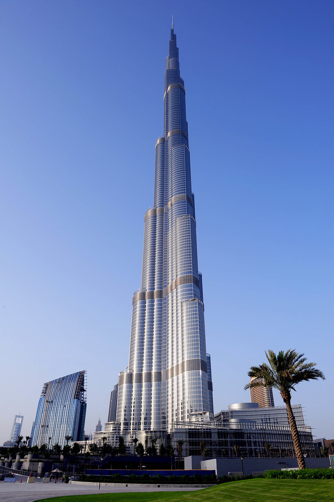 The Impressive Burj Khalifa - Dubai (UAE) - World for Travel