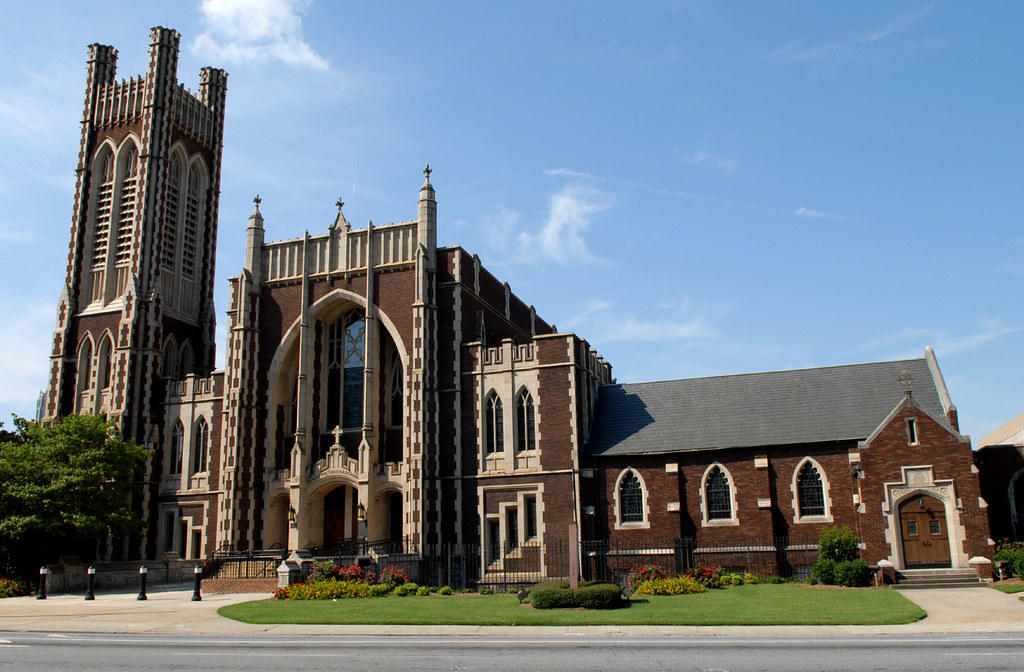 Church atlantic. Христианская Церковь в Бирмингеме.