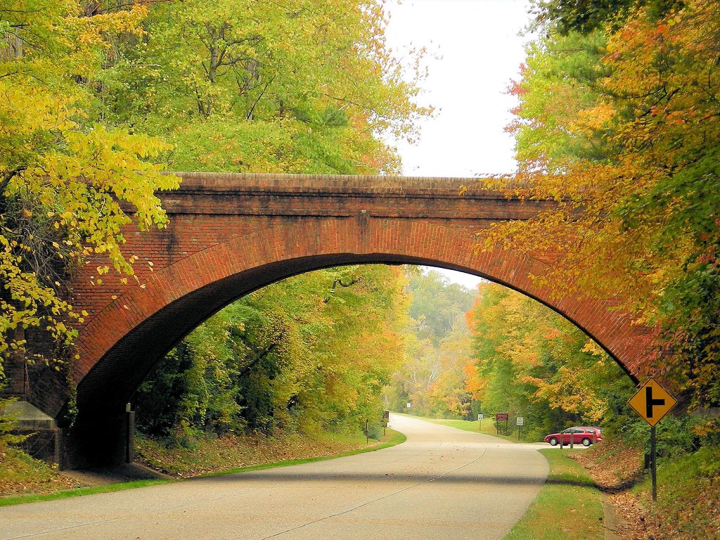 Fall on the Colonial Parkway | A beautiful Fall drive on the… | Flickr