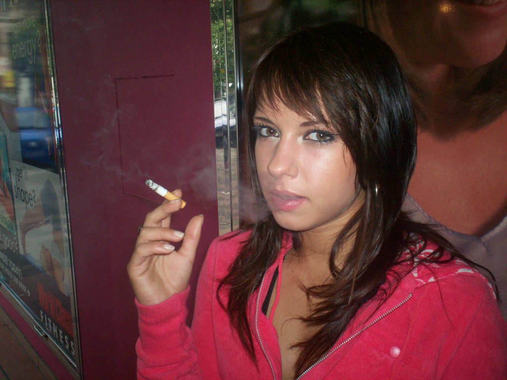 Smoking Veronika Muryru Flickr