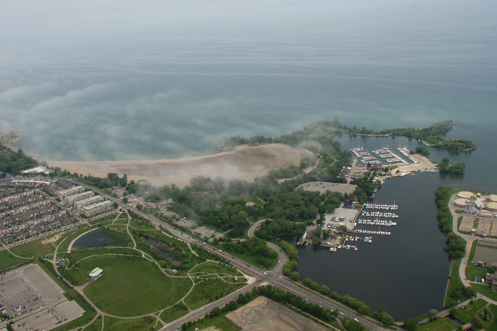 which toronto park can you bbq in ashbridges bay woodbine beach