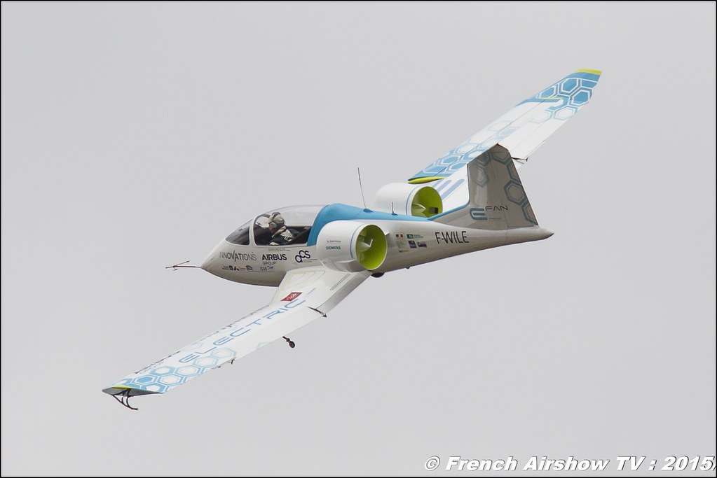  Airbus E-Fan F-WILE Salon du Bourget Sigma France Paris Airshow 2015