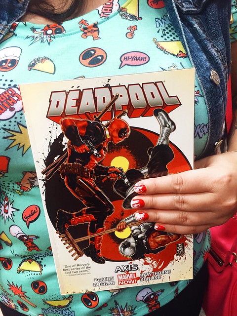 level-up-her-universe-deadpool-le-fancy-geek-loot-crate-fashion-blogger-geek-fashion