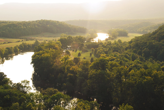Overlook at Shenandoah River State Park reveals the mountains, valley and meandering river
