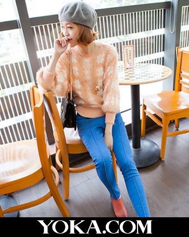 Sweater skillfully take the skinny pants with fashion show your personality