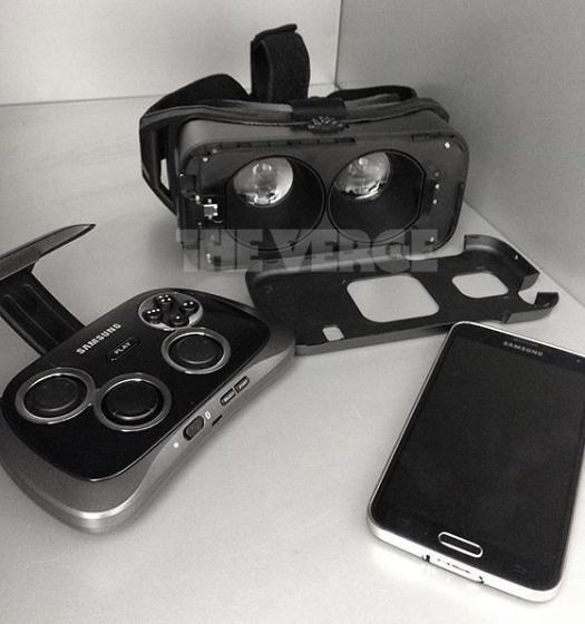 Samsung virtual-reality goggles debut