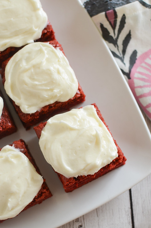 Red Velvet Brownies with Cream Cheese Frosting - perfect for Valentine's Day! These are so pretty and so delicious!