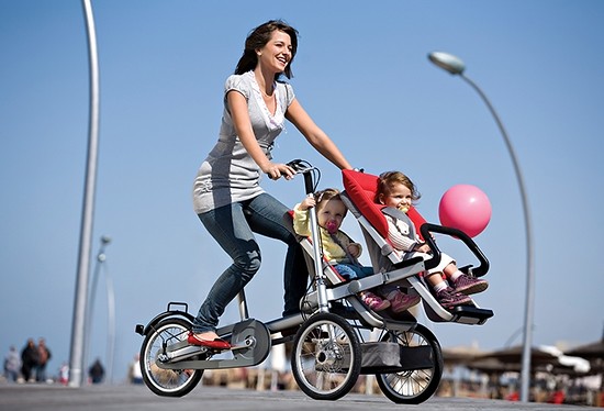 Bicycle hand-push baby carriages in just 20 seconds