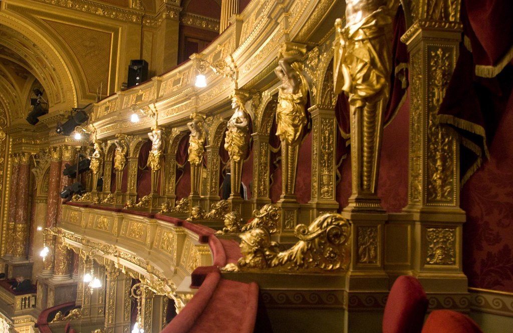 Hungarian State Opera House. Credit ecv5, flickr
