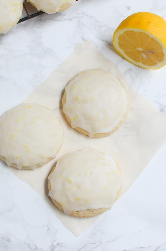 Glazed Lemon Cookies - soft lemon cookies with a deliciously tart glaze! 