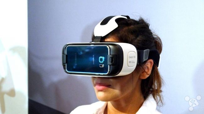 Virtual reality and augmented reality: which one would you choose?