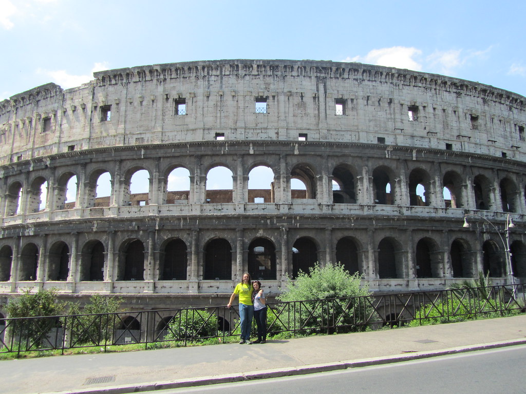 Lateral del Coliseo