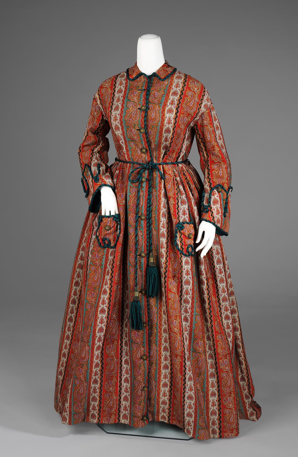 Dressing gown ca. 1875 American Wool, silk metmuseum