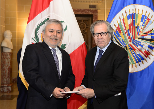 Nuevo Embajador de Perú presentó Cartas Credenciales