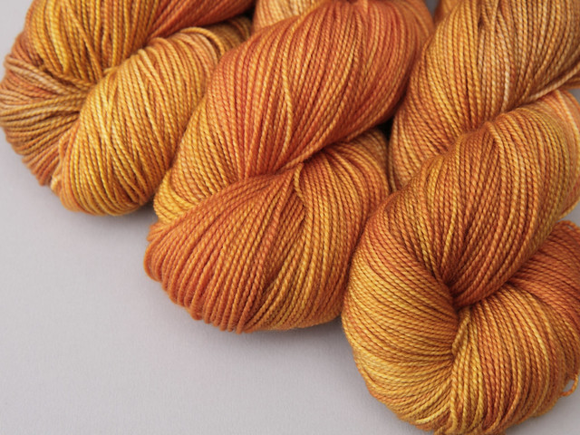 Favourite Sock – hand-dyed superwash merino 4 ply yarn ‘Harvest Moon’