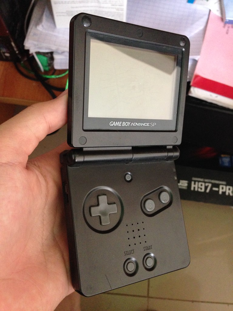 Nintendo DS độ GBA! - 3