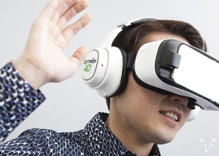 Samsung VR headset Entrim 4 d: ears don't faint