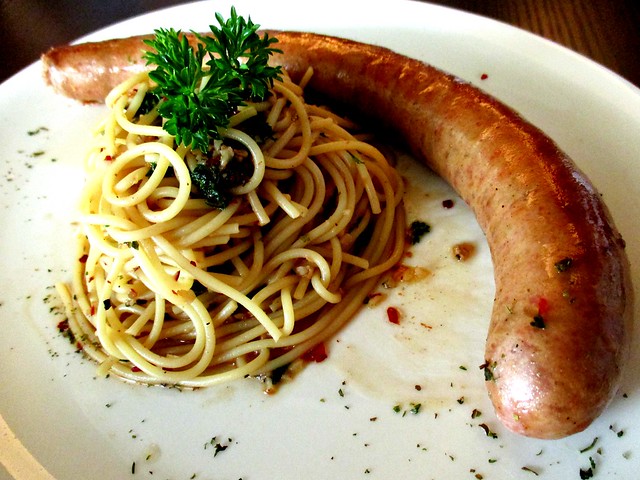 Eternal Dining aglio olio pasta with sausage