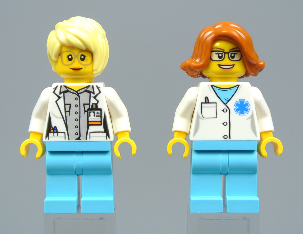 Lego City Girl Female Nurse Minifigure Figure Blonde Hair Hospital Rescue Doctor 