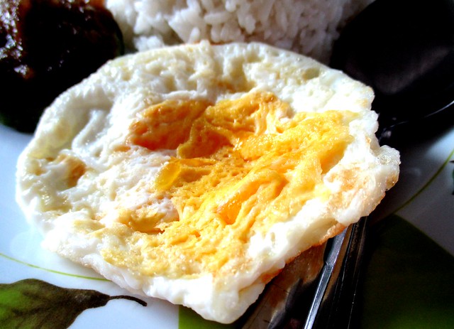 Jiali Cafe nasi lemak, fried egg