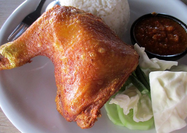 Warung BM ayam penyet rice