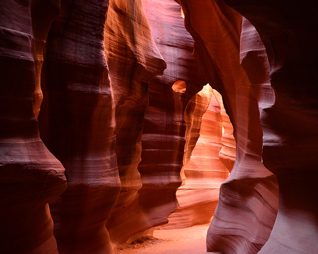 Interior del Upper Antelope Canyon en Arizona, Estados Unidos