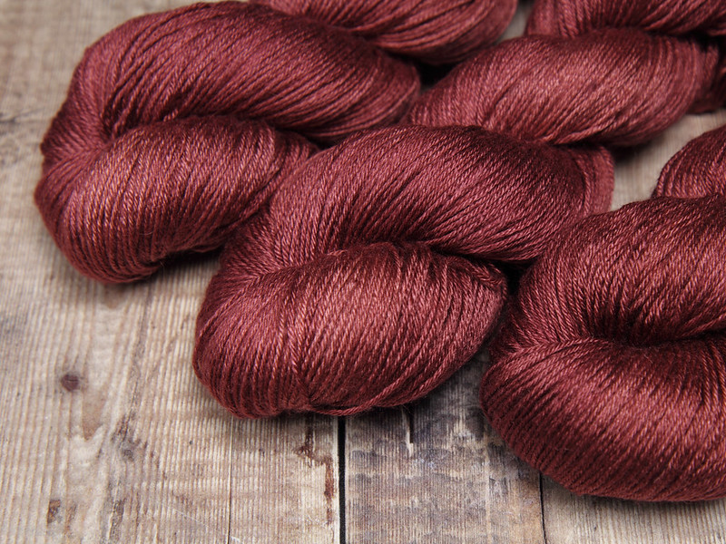 Brilliance 4 Ply  – British Bluefaced Leicester wool and silk hand-dyed yarn 100g – ‘Garnet’