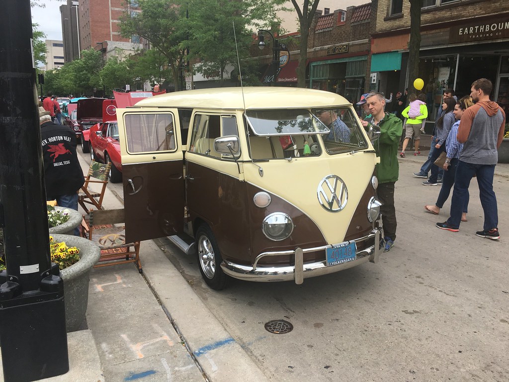 Split windshield VW camper van, State Street, Madison, Wisconsin, June 2, 2018 (Apple iPhone 6s)