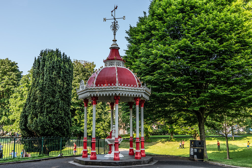 THE RICHARD RUSSELL FOUNTAIN IN THE PEOPLES' PARK IN LIMERICK  002