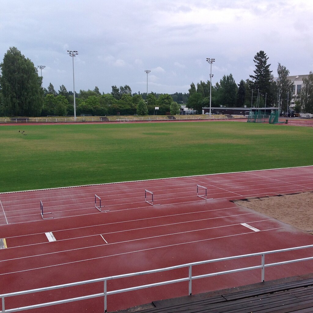 Picture of service point: Otaniemi sports park / Athletics field
