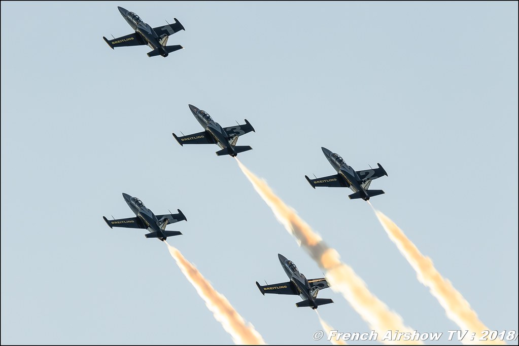 Breitling Jet Team Sunset - Patrouille Breitling , Grenoble Air Show -Versoud 2018 , Meeting Aerien Meeting Grenoble , Alpes Dauphiné , alpes , Canon EOS , Sigma France Aviation , contemporary lens , Meeting Aerien 2018
