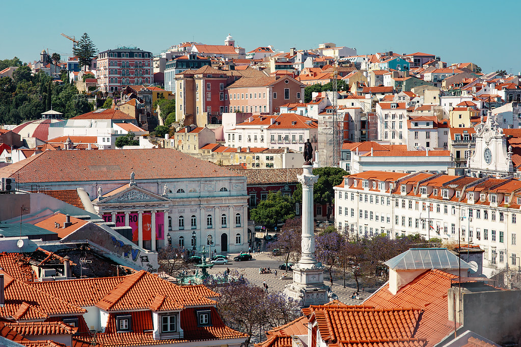 Достопримечательности Лиссабона: площадь Россиу (Rossio), Дона Педро IV (Praça Dom Pedro IV)