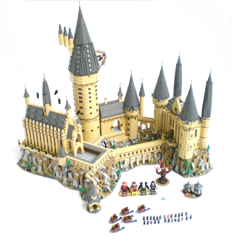 LEGO Harry Potter Hogwarts Castle (71023), Brickfinder Brickfinder