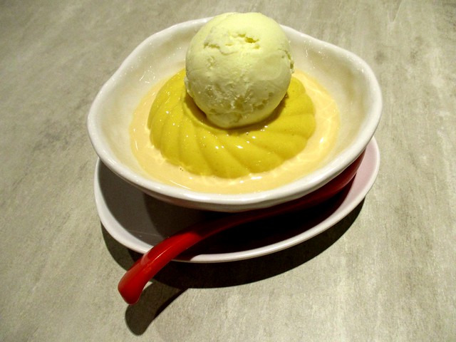 Mango pudding with vanilla ice cream